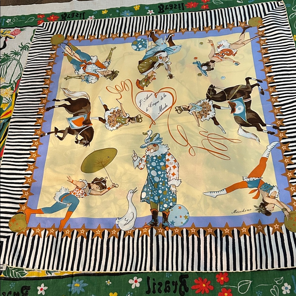 COPY - Moschino Larioseta Scarf J'Aime le Cirque de la Mode